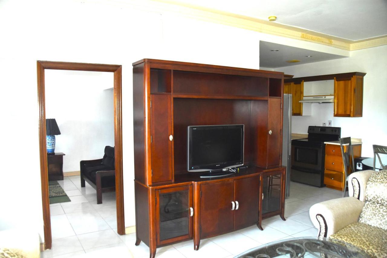 קינגסטון Embassy Deluxe Apartment מראה חיצוני תמונה
