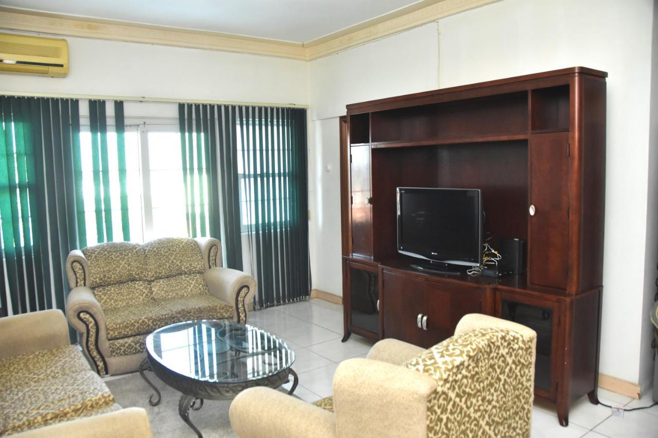 קינגסטון Embassy Deluxe Apartment מראה חיצוני תמונה